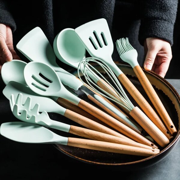 12Pcs Silicone Cooking Sets Spatula Shovel Soup Spoon Tongs Turner Cookware Wooden Handle Heat-Resistant Baking Utensils Set