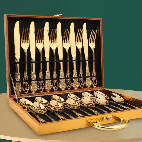 Golden Stainless Steel Cutlery Set Luxury Complete Dinnerware Set Royal Spoon Forks European Gift Box Retro Christmas Tableware