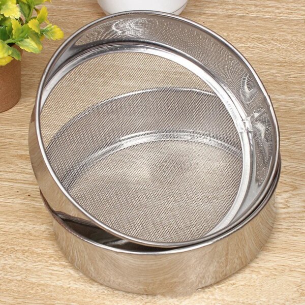 Kitchen Fine Mesh Flour Sifter Professional Round Stainless Steel Flour Sieve Strainer Sifters Best for Kitchen Baking Tea