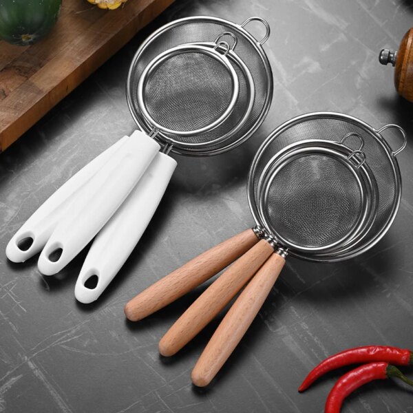 Stainless Steel Strainers Spoon Mini Filter Colander Oil Juicer Filter Mesh Strainer For Cooking And Frying Wooden Handle