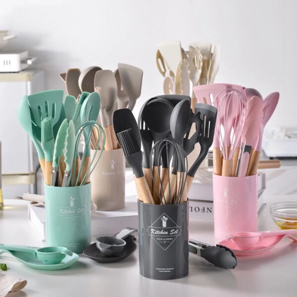 12Pcs Wooden Handle Cooking Tools Kitchen Utensils Set Silicone Non-Stick Cookware Spatula Shovel Egg Beaters Home Kitchenware